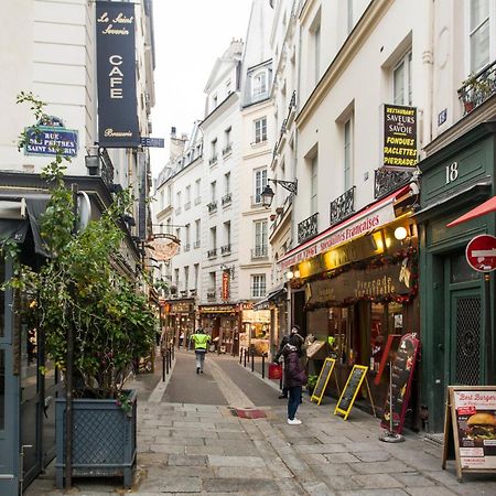 Nid Douillet Parisien Exterior foto