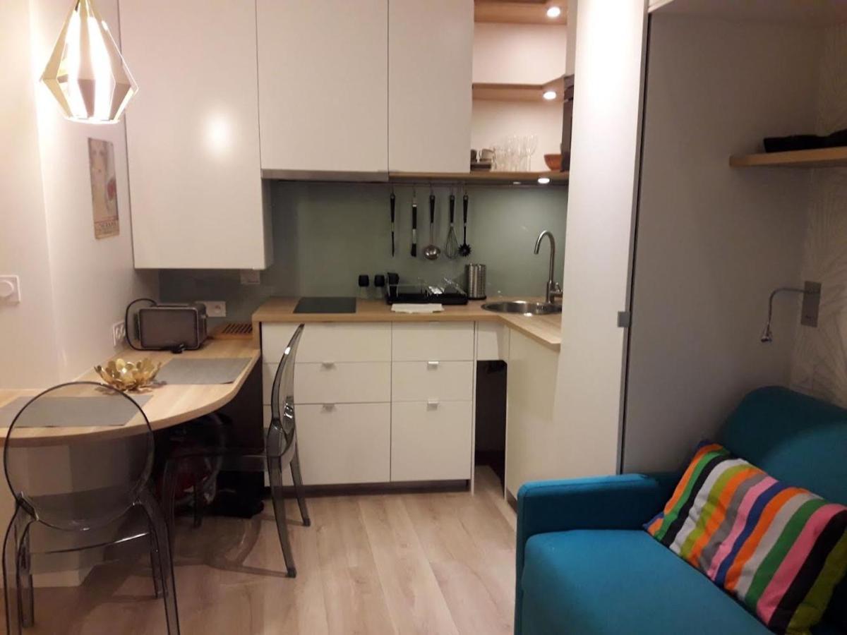 Nid Douillet Parisien Exterior foto